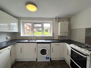 Photo 25- click for photo gallery